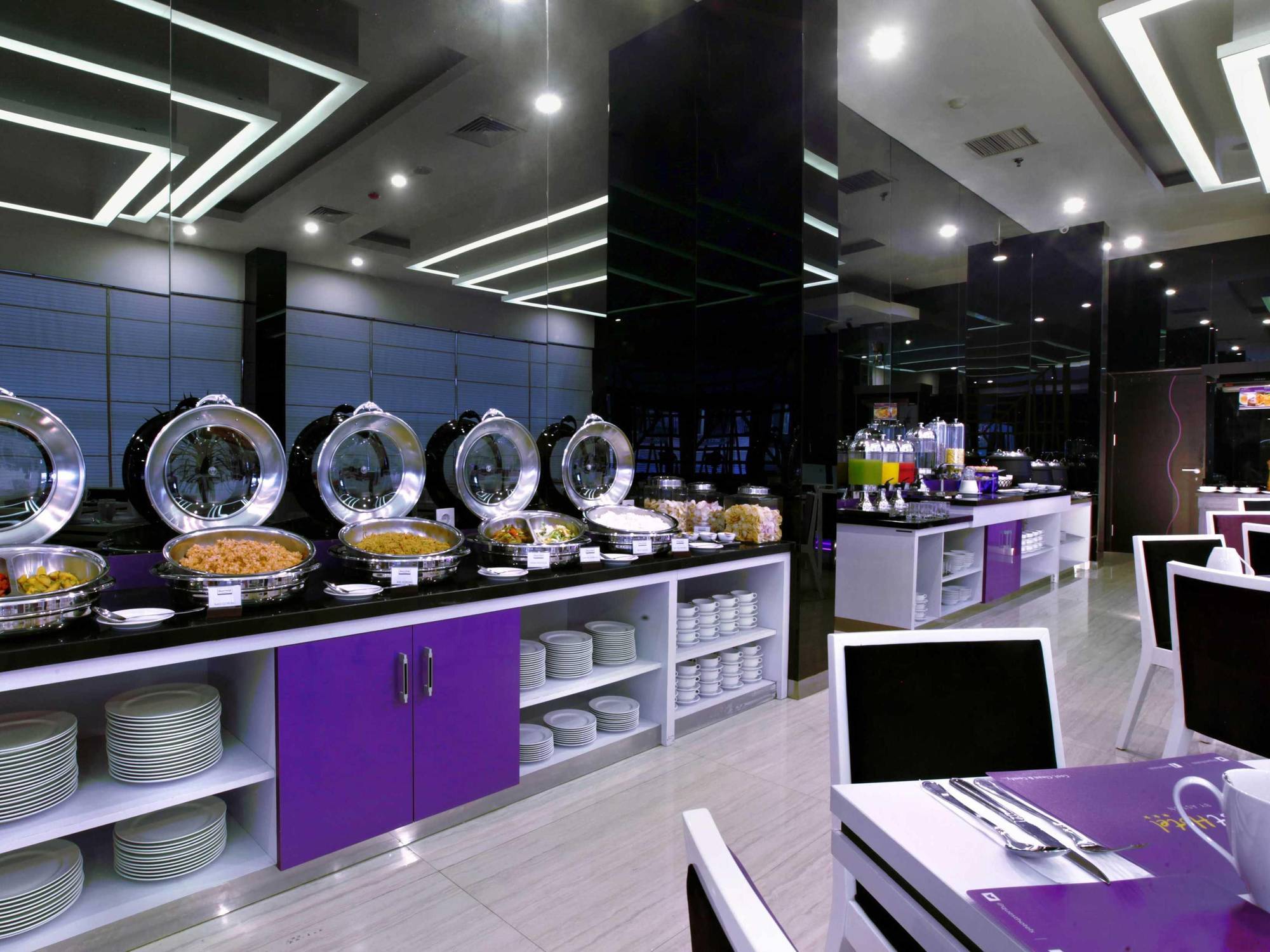 Quest Hotel Balikpapan By Aston Zewnętrze zdjęcie